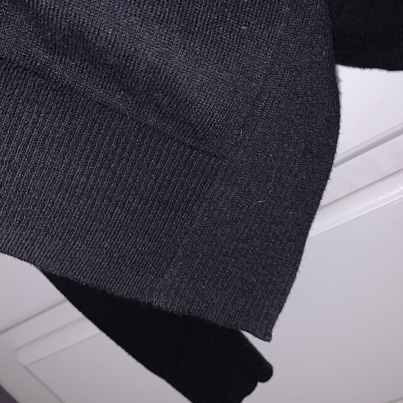 Black shall - Picture 5 of 5